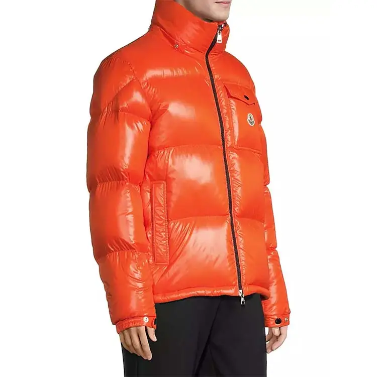 2024 कस्टम यूरोपीय/संयुक्त राज्य शहरी थोक कस्टम चमकदार कपास शीतकालीन बुलबुले पुरुषों के नीचे डिजाइनर प्यूफर पैडिंग जैकेट
