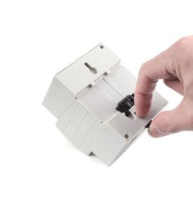 Raspberry Pi 4B ABS Case Montaje en riel DIN Caja de protección de espacio interior grande con ventilador de refrigeración Disipadores de calor para Pi 4 Modelo B - Product Image 5