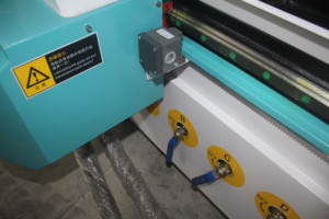 Enrutador CNC ATC husillo instalación horizontal pequeños enrutadores CNC 5 ejes ATC de la fábrica Jinan - Product Image 2