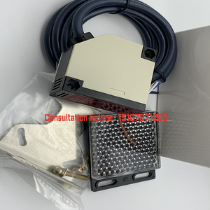 真新しい光電スイッチ<span class=keywords><strong>E3F2</strong></span>-R1B4-<span class=keywords><strong>P1</strong></span> <span class=keywords><strong>E3F2</strong></span>-<span class=keywords><strong>R2B4</strong></span>-<span class=keywords><strong>P1</strong></span>センサー