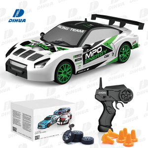 2.4ghz 1:24 yüksek hızlı yarış sürüklenen araba RC ile değiştirilebilir lastikler ve engeller uzaktan kumanda araba ışık ile tam fonksiyon - Product Image 3
