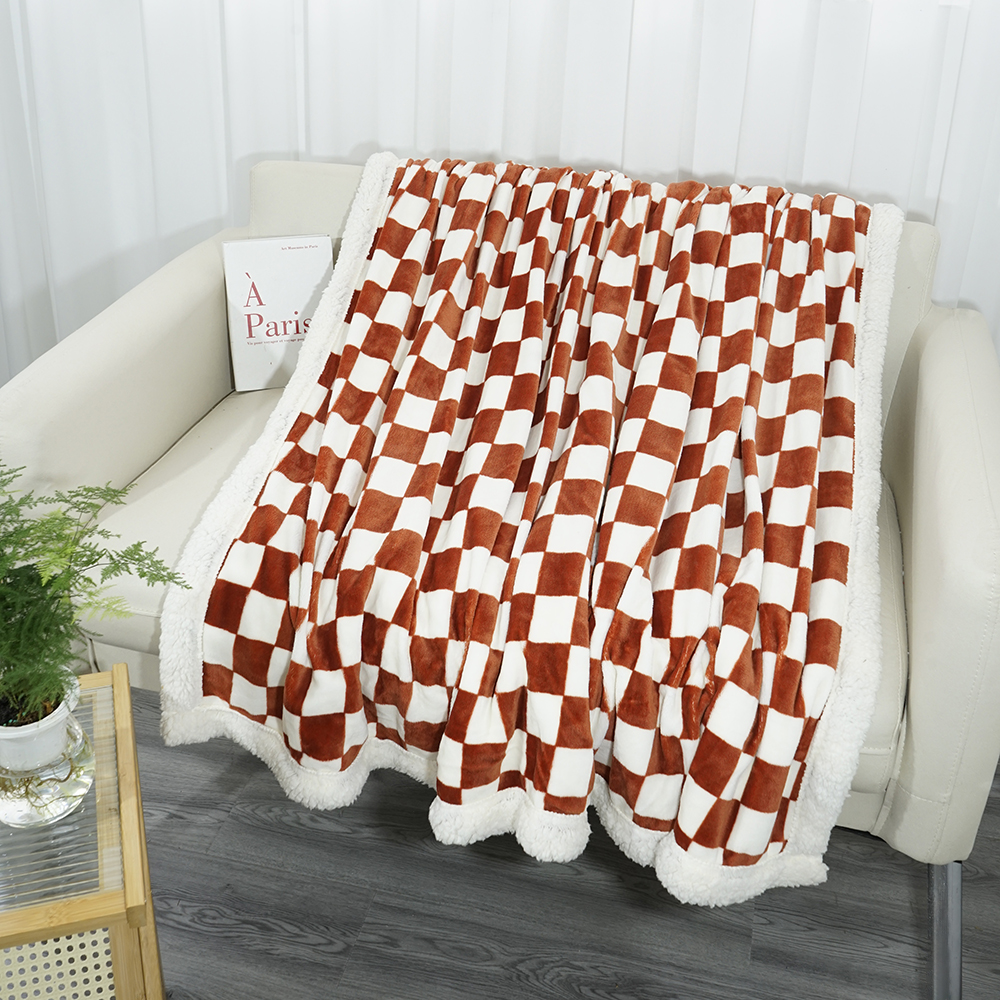 สีขาวและสีแดง