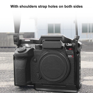 PULUZ के लिए <span class=keywords><strong>Panasonic</strong></span> <span class=keywords><strong>Lumix</strong></span> DC-S5 द्वितीय/DC-S5 IIX धातु कैमरा पिंजरे एल्यूमीनियम मिश्र धातु कैमरा पिंजरे किट 1/4 पेंच छेद - Product Image 5