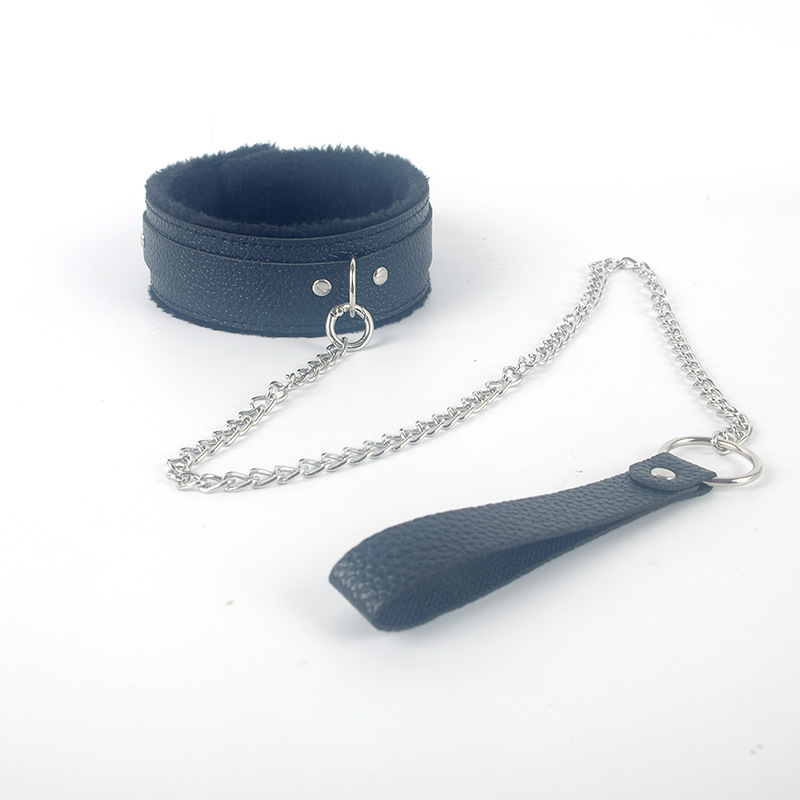 Black collar traction chain