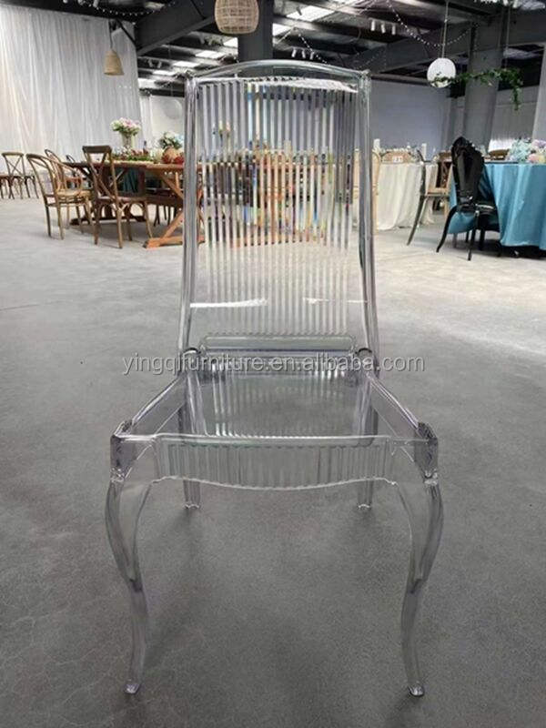 คริสตัลใส