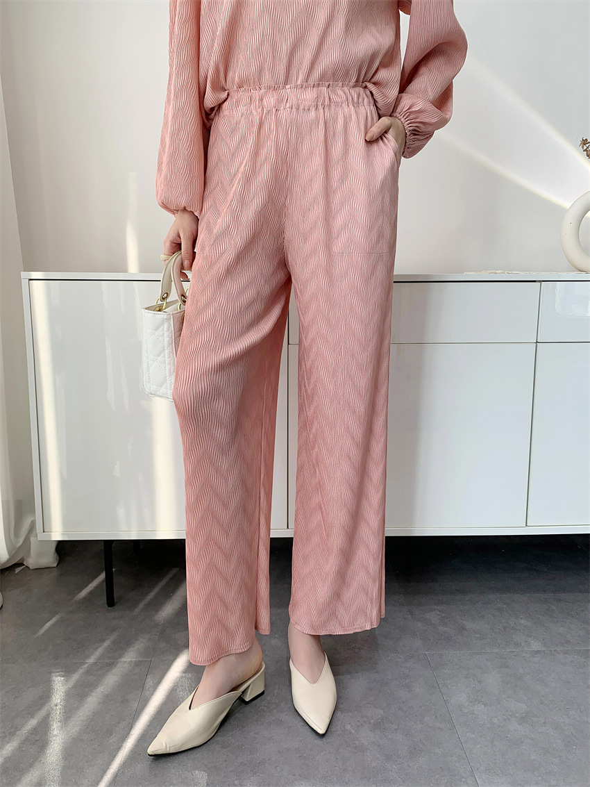 Pantaloni rosa
