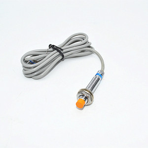 LJ8A3-2-Z/BX máquina herramienta de la industria Rectangular estándar Sensor de proximidad magnético guía de sensor - Product Image 1