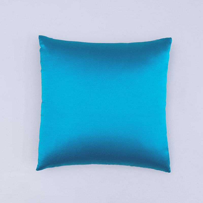 Coussin de dossier en soie 19 momme bleu ciel