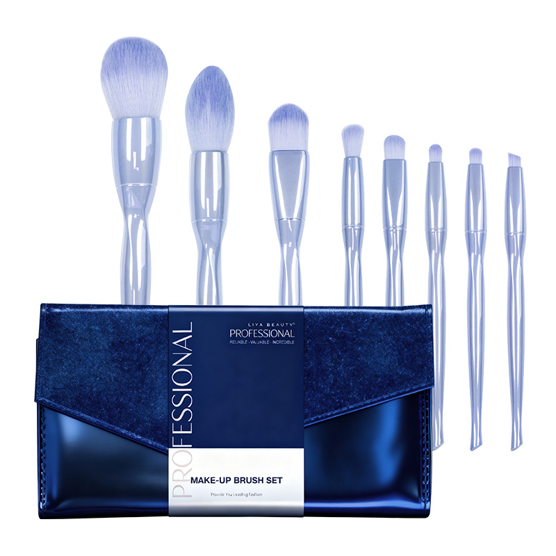 Ensemble de pinceaux de maquillage bleus