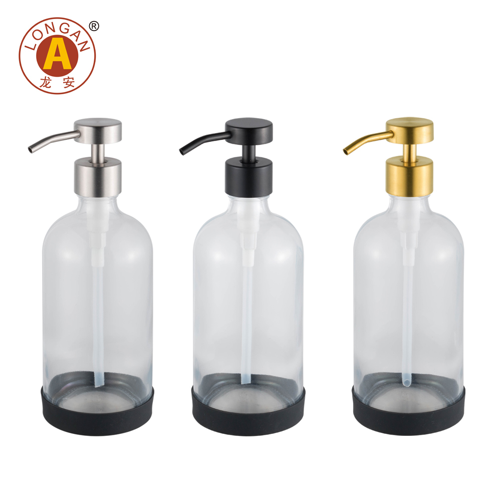 Clear bottle with silicone sleeves