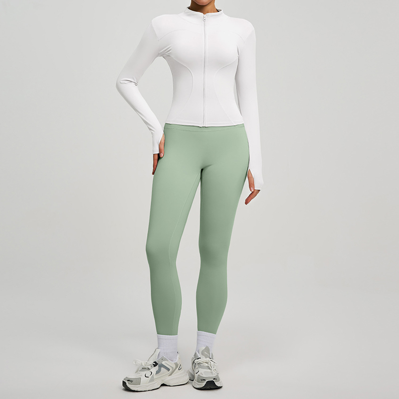 Bianco + Verde Germoglio