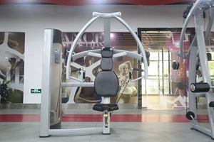 Stazione multifunzione per palestra commerciale con seduta a metà torace per macchine per la selezione del carico di Pin per allenamento al petto - Product Image 3