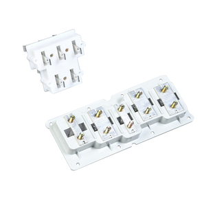 Veri merkezleri ve ticari binalar için su geçirmez IP55 Busway / Busduct Plug-in kutusu - Product Image 3