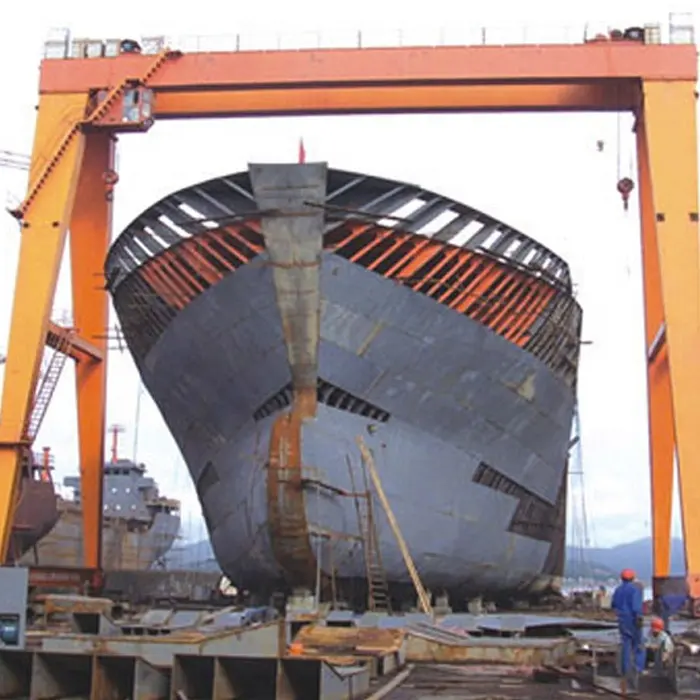 Grúas de pórtico de muelle de elevación de barco de una sola viga para astillero, 5 toneladas, 10 toneladas a la venta