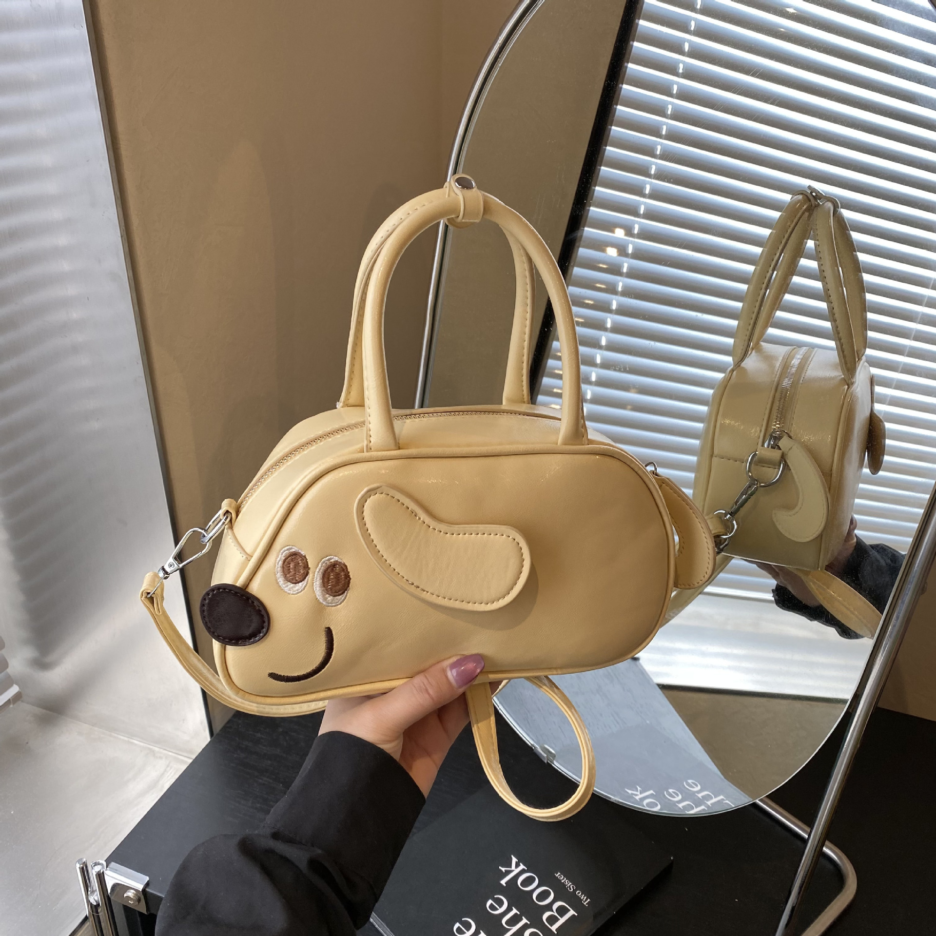 สีเหลือง