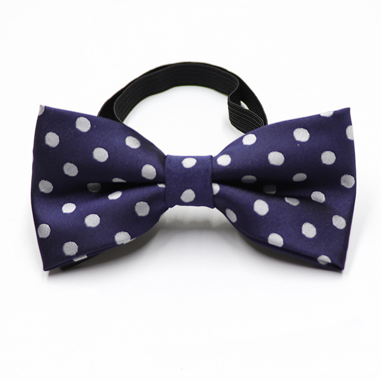 Blu navy a pois bianchi