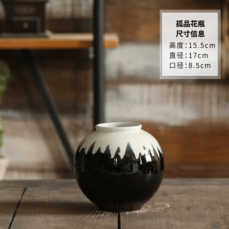 Vase solitaire doré 02