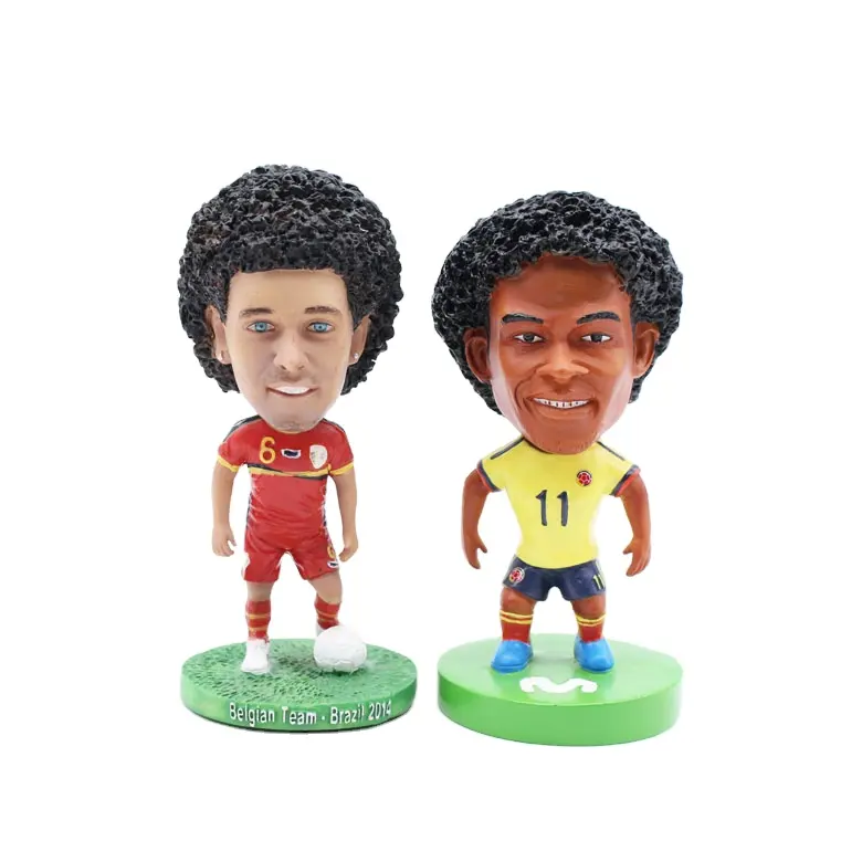 2023 cadeaux et artisanat OEM poupée tête bobble collection figurines de joueurs de football