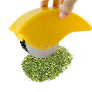 Vegetable Roller Slicer <strong>Cutter</strong> Herb Roller Mincer Chopper Manual Hand Scallion Chive <strong>Mint</strong> <strong>Cutter</strong> with 6 Stainless Steel Blade