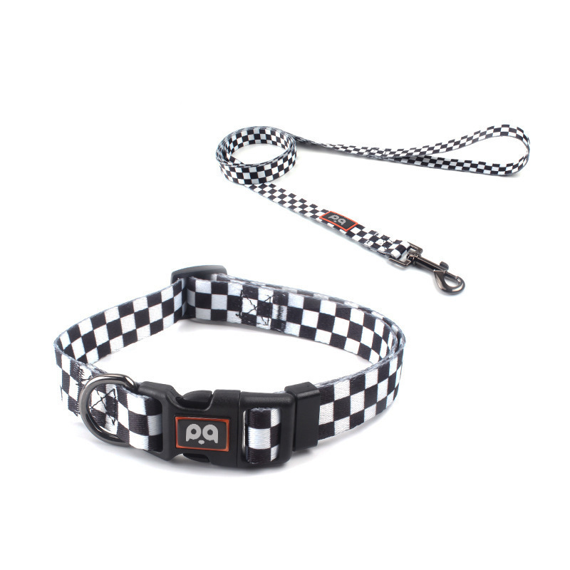 Motif à carreaux noir et blanc (collier et laisse)