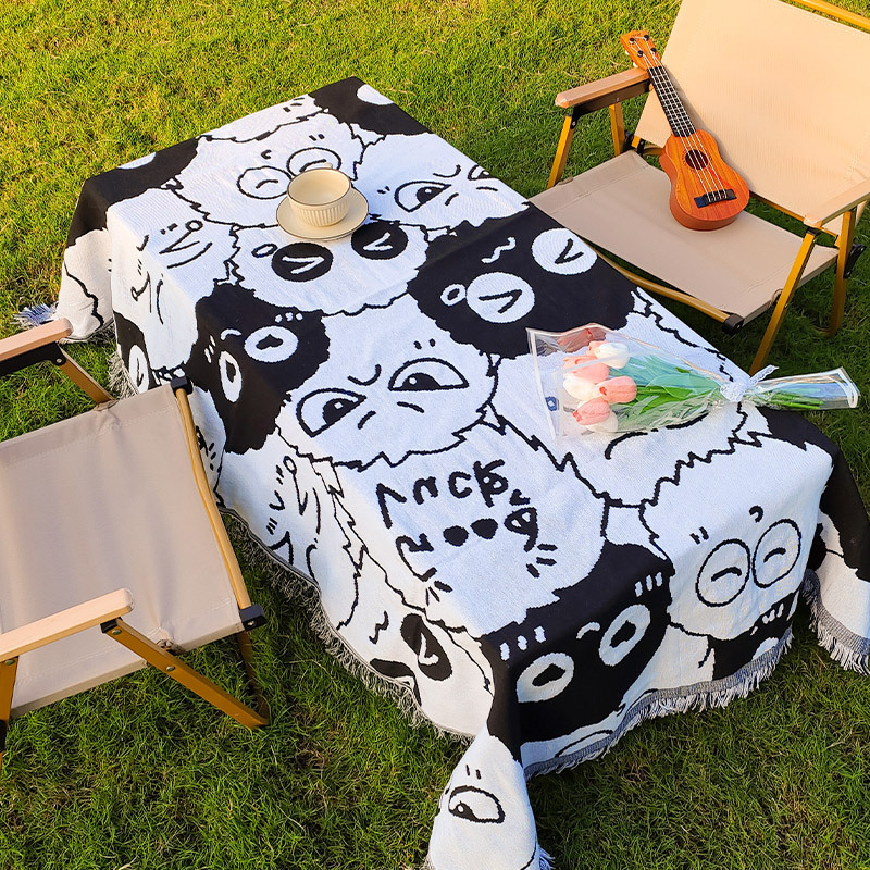 Cotton jacquard - black and white coal balls