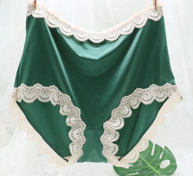 สีเขียว