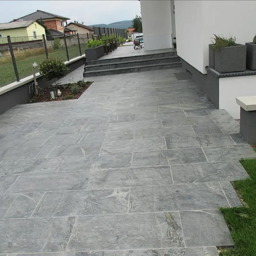 Oberfläche raue natürliche Basalt schwarz Rechteck Schritt Stein fertiger für Garden Yard Park Villa Footway Bürgersteig