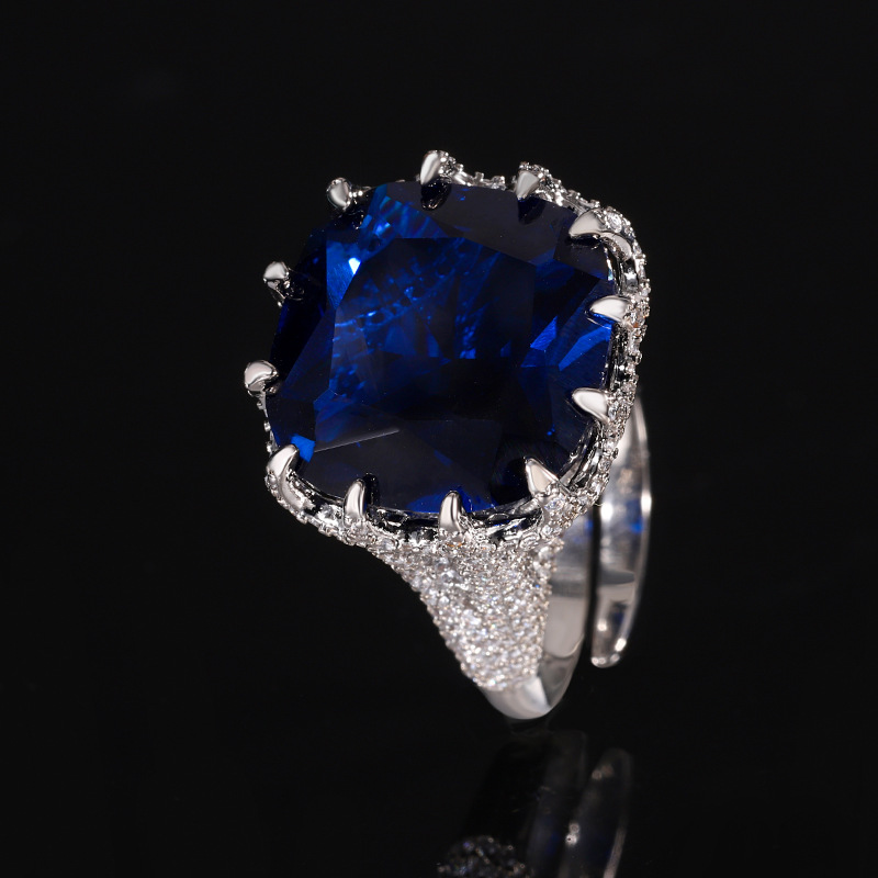 Bague en cristal pointu bleu platine, taille ajustable