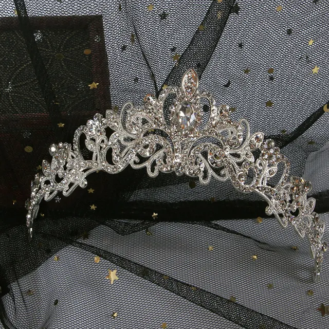 Venta al por mayor Miss Mundo corona oro Ballet belleza desfile princesa corona diamante cristales hecho a mano pelo tiara corona para niñas reinas