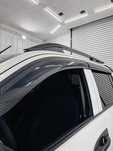 Оптовая продажа, защита от дождя автомобиля, дефлектор бокового стекла, солнцезащитный козырек для <span class=keywords><strong>Toyota</strong></span> Hilux Revo 3D из углеродного волокна - Product Image 2