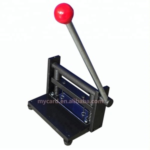 Semi <strong>Automatic</strong> PVC <strong>Plastic</strong> Card <strong>Punching</strong> <strong>Machine</strong> for Smart Card