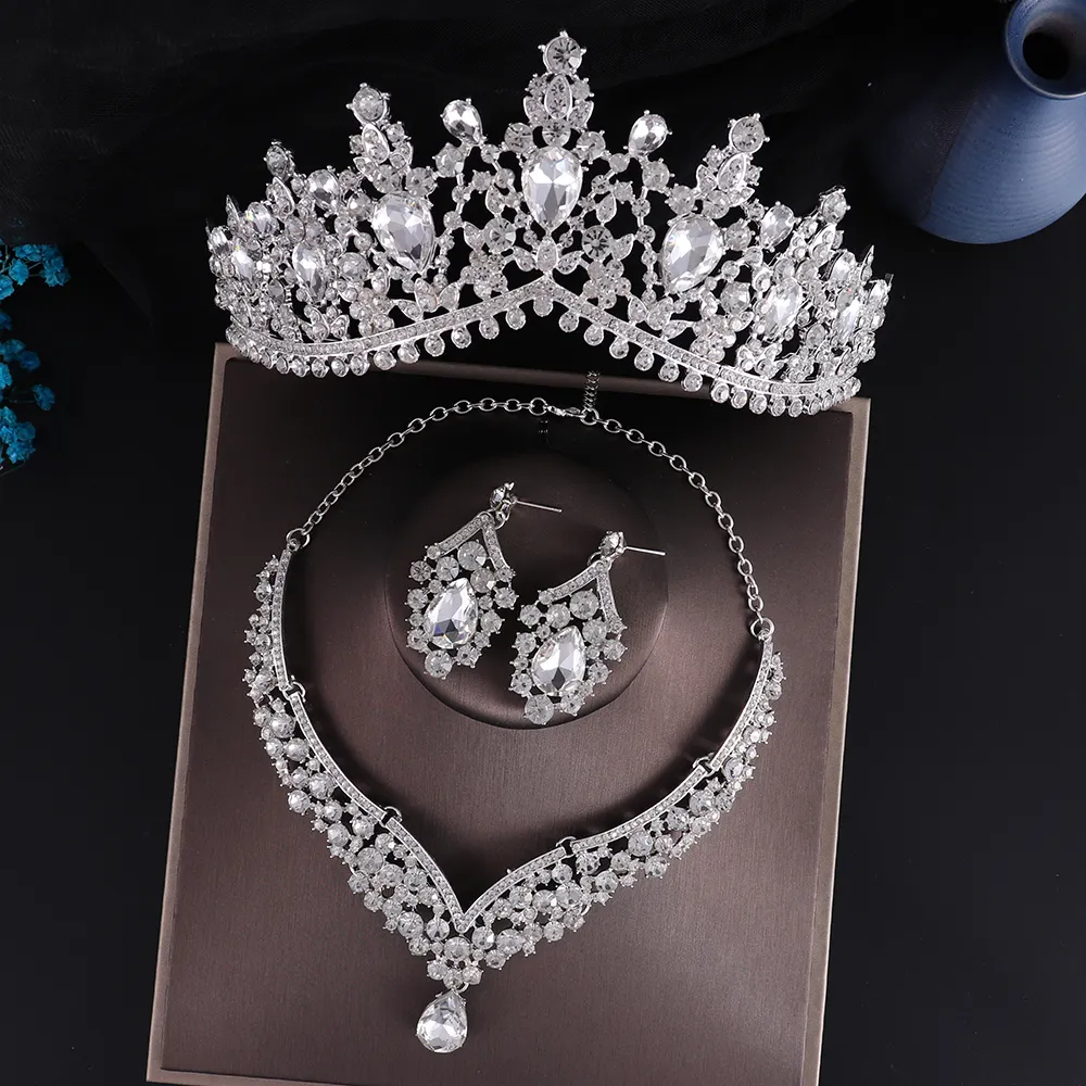 New high-end three-piece bridal jewelry wholesale bridal rhinestone crystal crown necklace earrings jewelry catwalk set