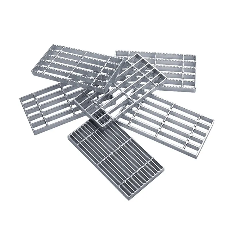 Caillebotis en acier inoxydable ou galvanisé pour plancher en métal/grille en métal galvanisé 30x5/caillebotis en acier de haute qualité pour le drainage de l'eau