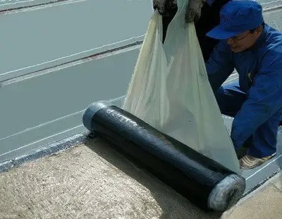 Easy to construct self adhesive bitumen waterproof membrane for roof