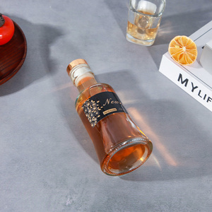 Factory Price <strong>30ml</strong> 50ml100ml Transparent Mini Spirit <strong>Liquor</strong> Vodka Spirit Glass <strong>Bottle</strong> with Screw Cap