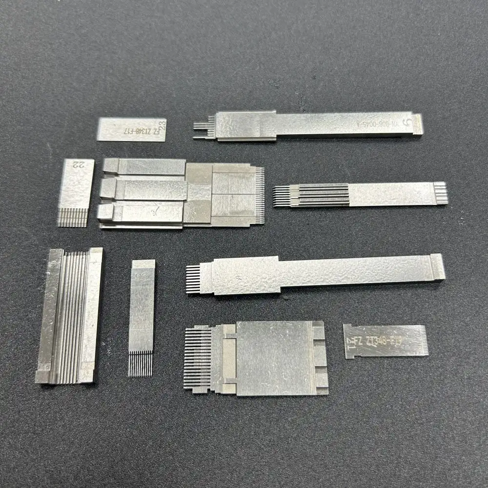 Stampo per parti in silicone ricambi auto stampo in plastica stampo in plastica parti di automobili terminale shell componenti hardware
