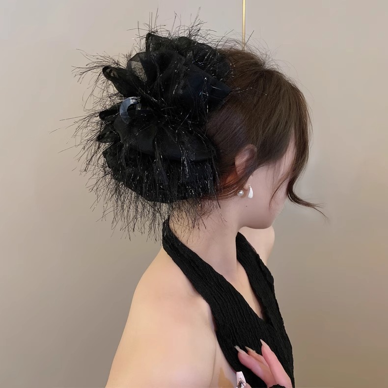 3 black thread-tassel bubble-gauze hair clip