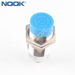 Interruptor de sensor de proximidad, rango de detección de LM30-3015PAT15mm 67 67 67 67 67 67 InductiveType - Product Image 4