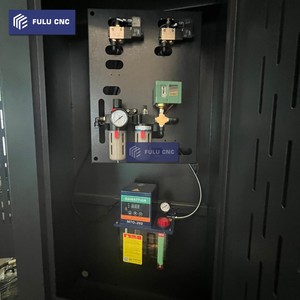 Hot <strong>Selling</strong> High Quality CNC Milling Machine BT40 Spindle Taper Vertical Machining <strong>Center</strong> for Metal Processing - Product Image 3