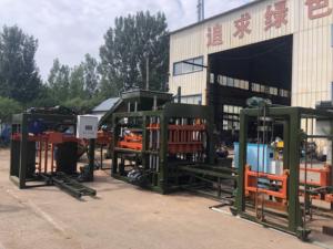 Plastic Recycle Bricks Making <strong>Machine</strong> <strong>QT5</strong>-15paver Glass Mold <strong>Block</strong> Making <strong>Machine</strong> Hydraulic <strong>Interlocking</strong> <strong>Block</strong> <strong>Machine</strong> - Product Image 3