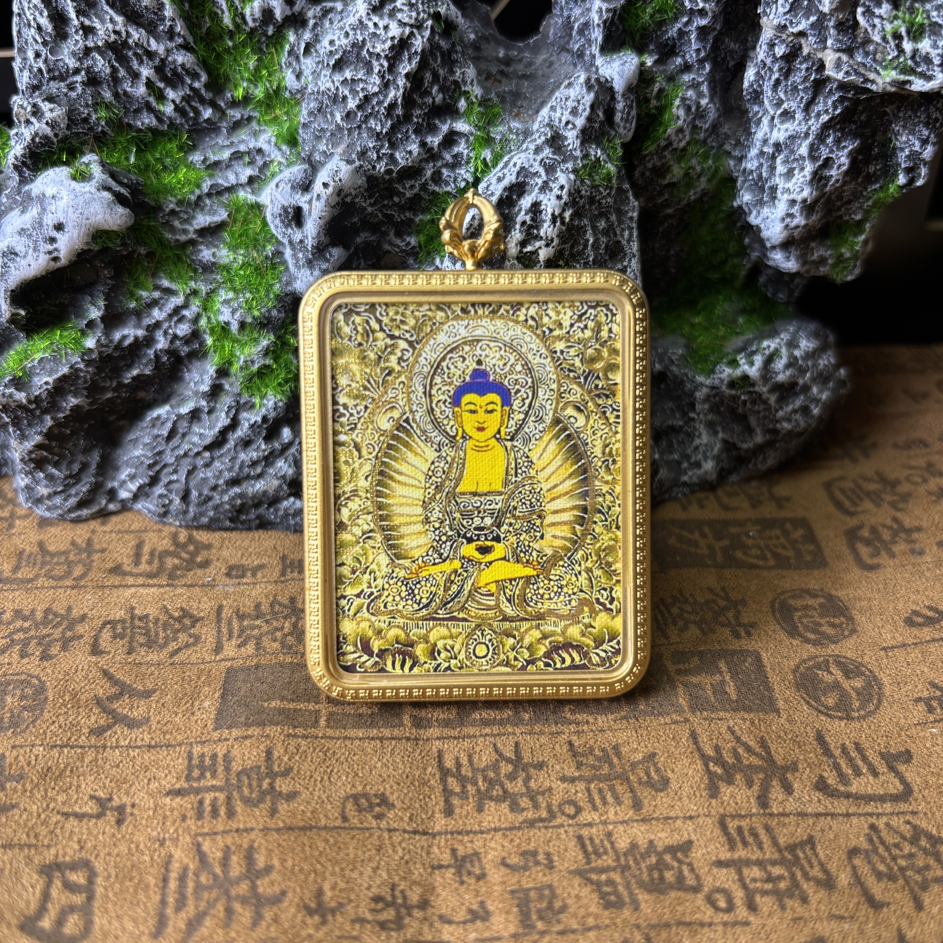 Bouddha Amitabha en or 1
