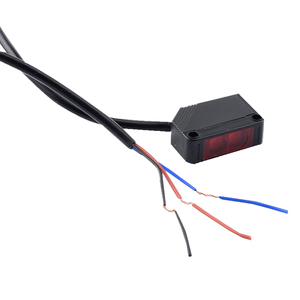 Sensor óptico cuadrado, interruptor fotoeléctrico de reflexión difusa, CC, tres hilos, modelo NPN, 2017/D62/D81/D82 - Product Image 1