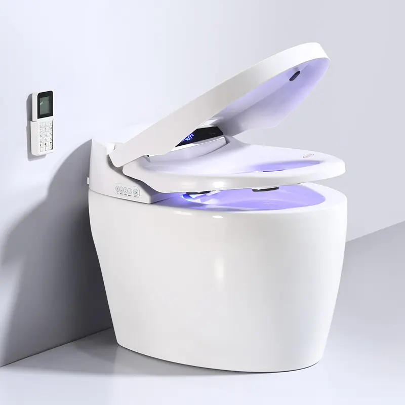 Basit tarzı uzatılmış Auutomatic seramik zemin monte WC akıllı tuvalet akıllı koltuk kase uzaktan kumanda ile
