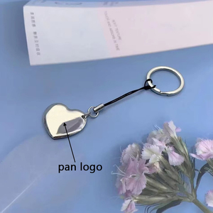 2025ホットハートシェイプキーチェーンクラスプオープナー付きロックパーソナライズされたPanLogo男性用と女性用パーティーギフトドロップシッピング