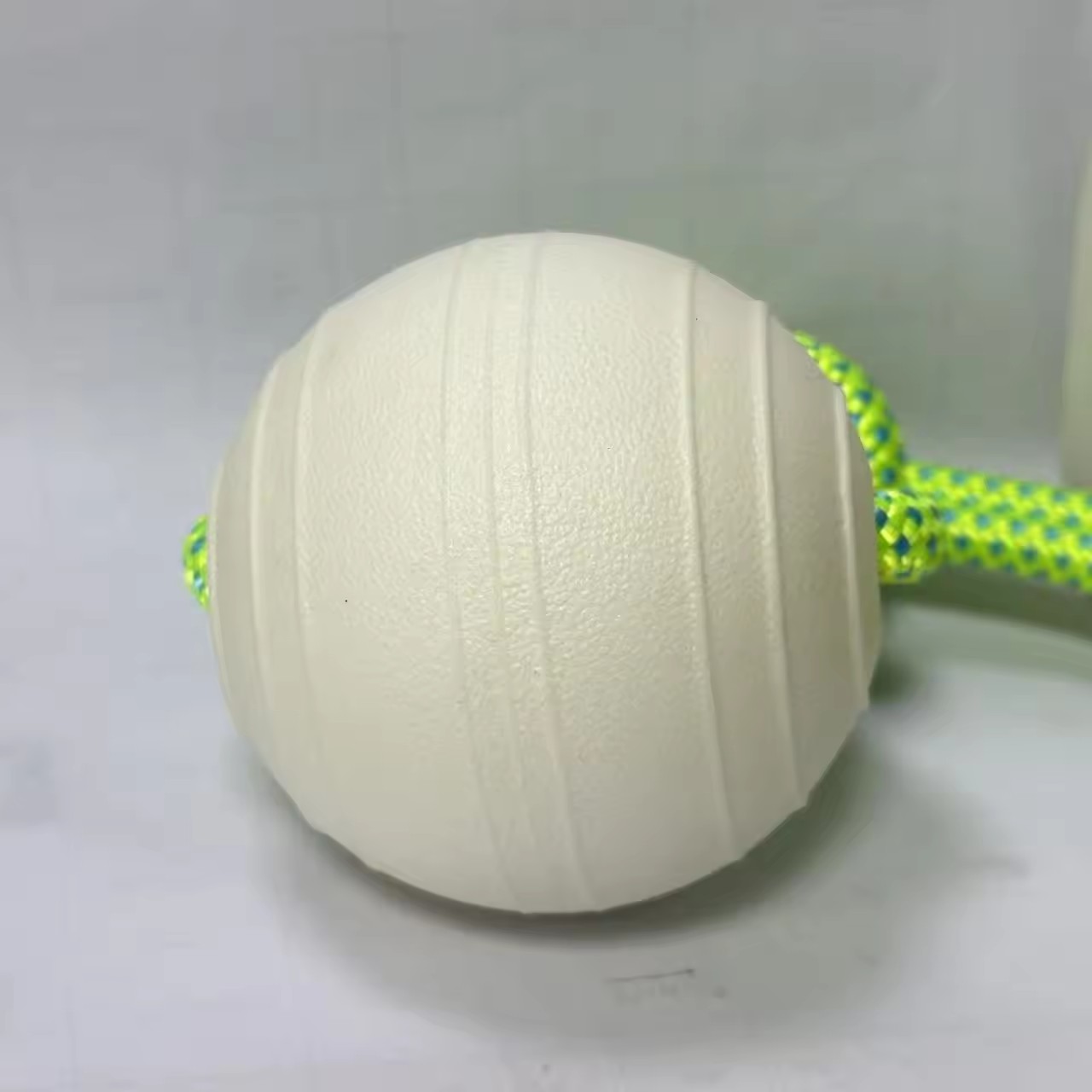Tira blanca brillante