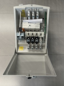 Interruttore di taglio fusibile ad alta tensione per sistemi di distribuzione elettrica - Product Image 4