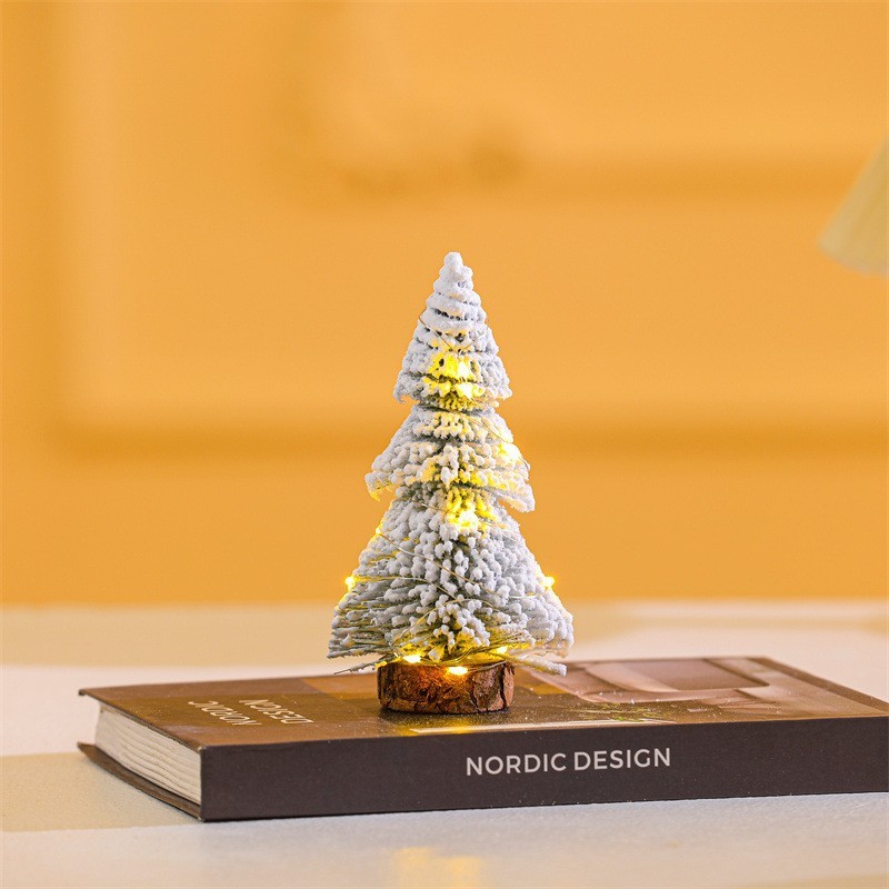 Arbre en forme de tour en aiguilles de pin - 15 cm - Lampe non incluse