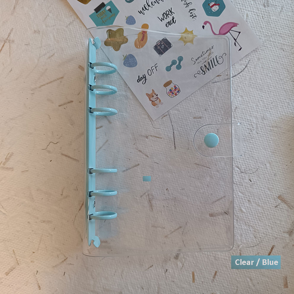 Couverture claire bleue de reliure
