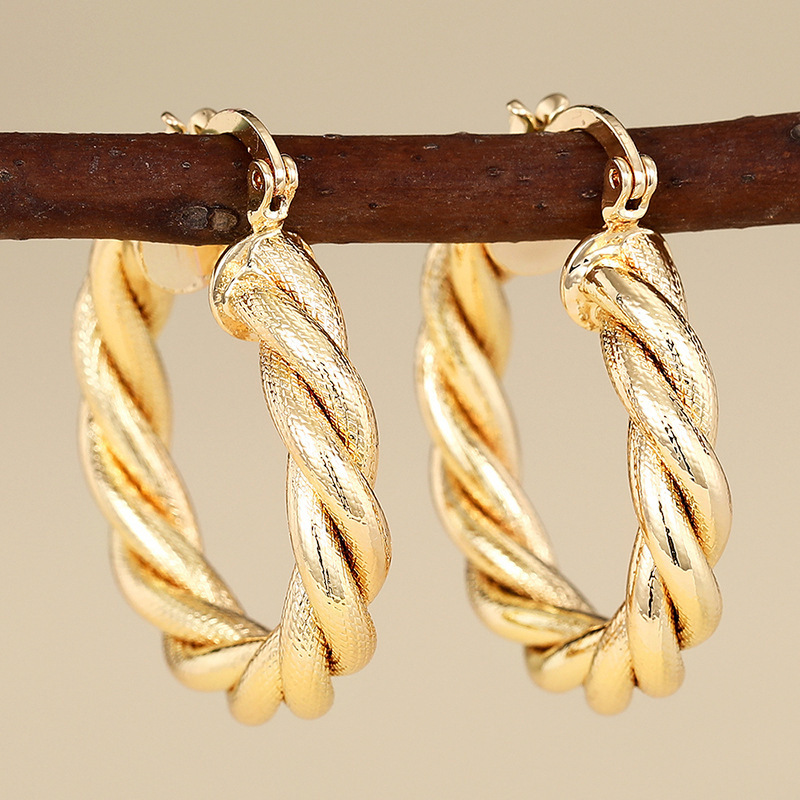 E4415 yellow gold