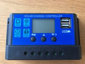 12V 24V 10A 20A 30A PWM de controlador de carga Solar para el hogar sistema de energía solar con doble USB 5V 2.5A puerto - Product Image 2